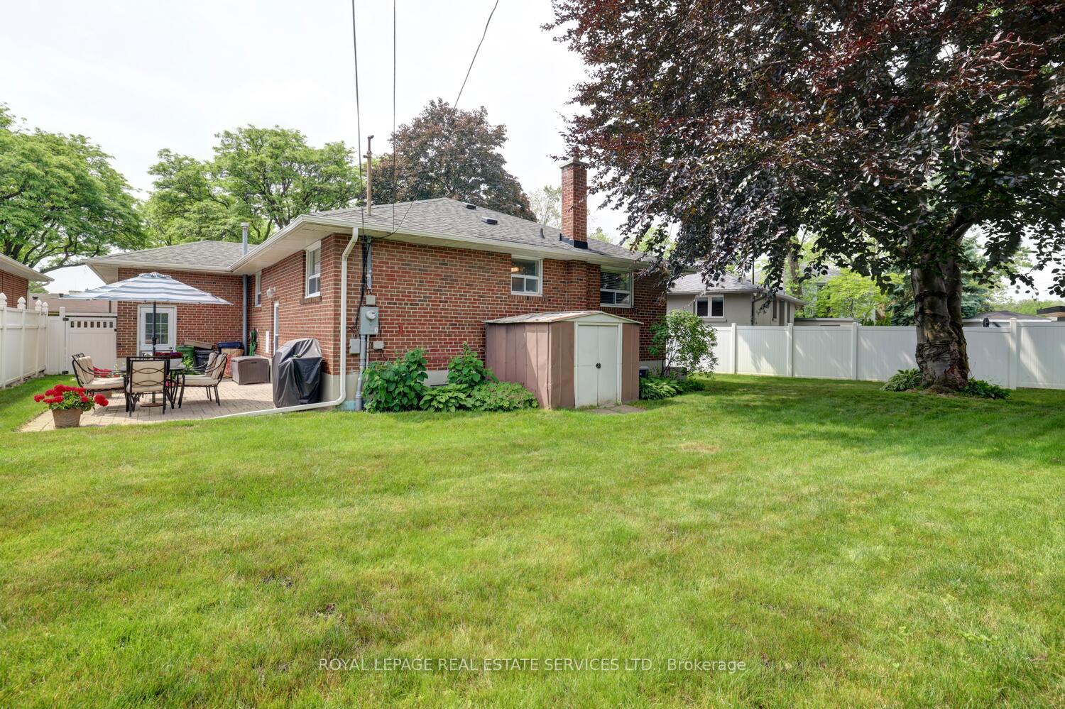 Photo 22 of 26 Cromer Place, Etobicoke, Willowridge-Martingrove-Richview — HOMEH