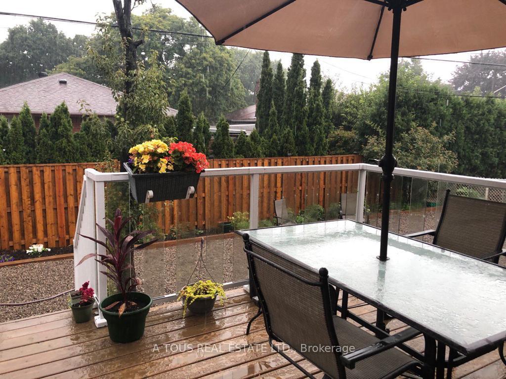 Photo 13 of 52 Winnipeg Road, Etobicoke, Kingsview Village-The Westway — HOMEH