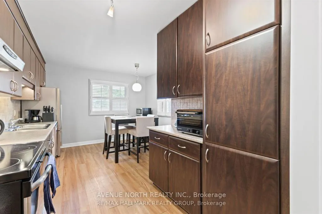 Photo 16 of 1215 Willowdale Avenue, Ottawa, Alta Vista — HOMEH