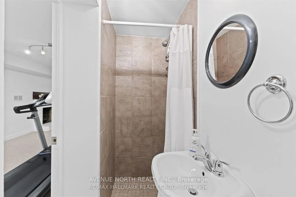 Photo 52 of 1215 Willowdale Avenue, Ottawa, Alta Vista — HOMEH