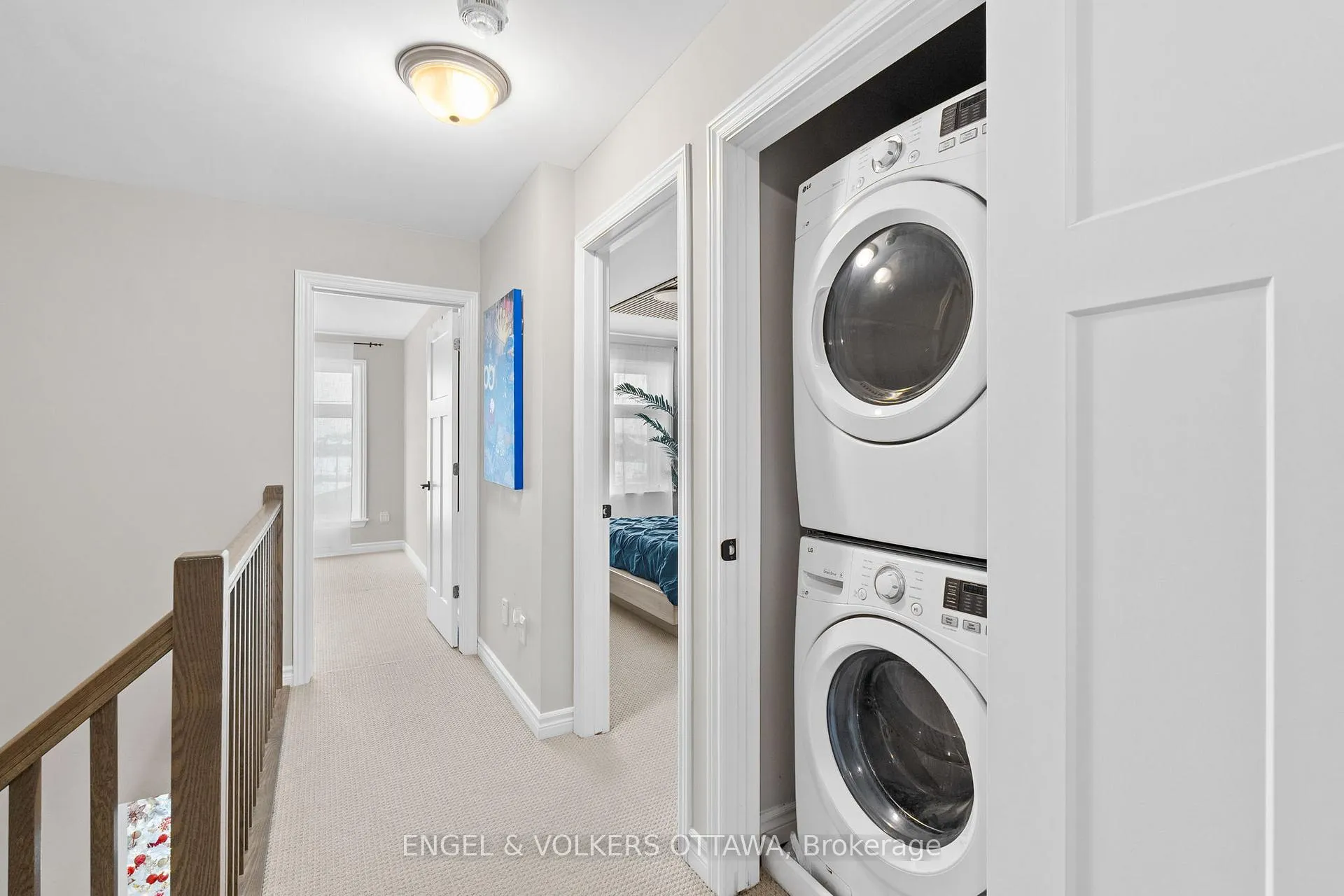 Photo 85 of 39 Stockholm Private, Ottawa, Riverside South/Gloucester Glen — HOMEH