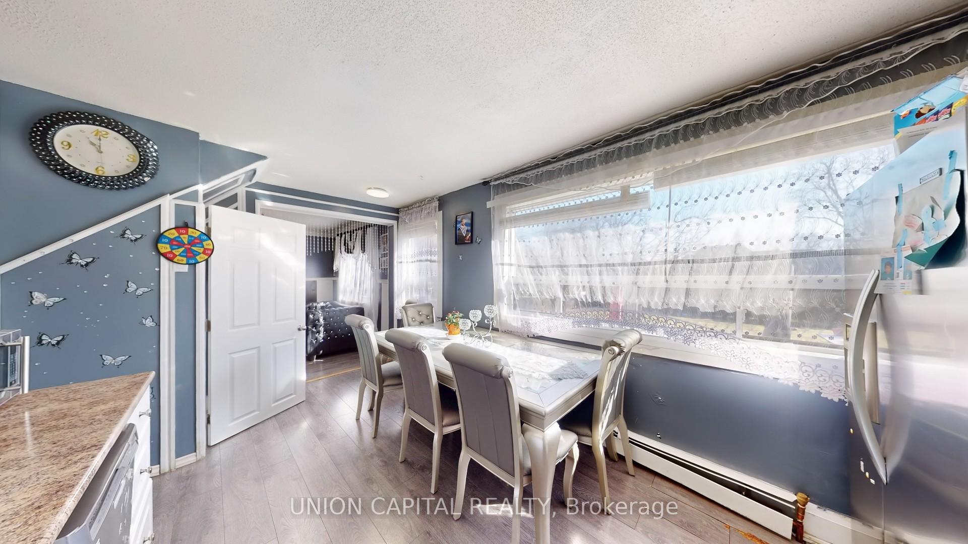 Photo 5 of 15 Mcarthur Street, Etobicoke, Kingsview Village-The Westway — HOMEH