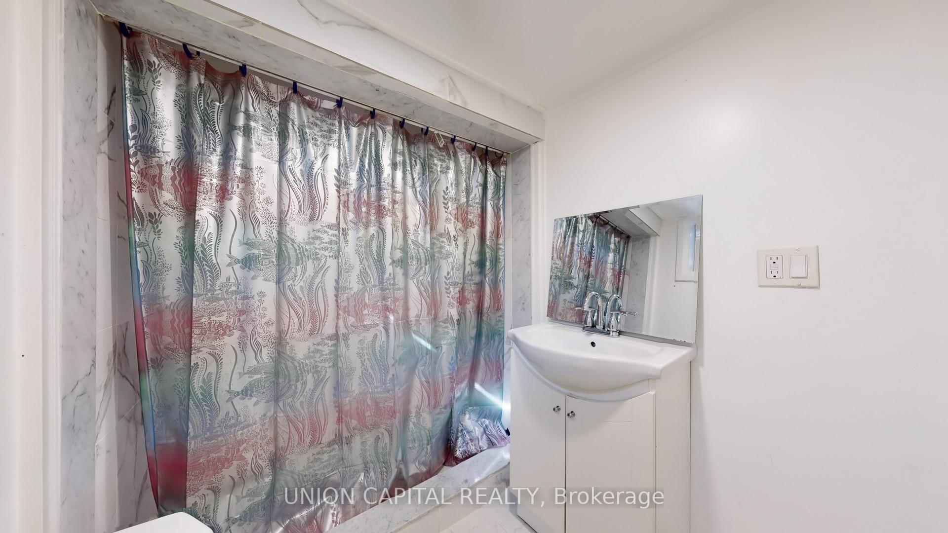 Photo 11 of 15 Mcarthur Street, Etobicoke, Kingsview Village-The Westway — HOMEH