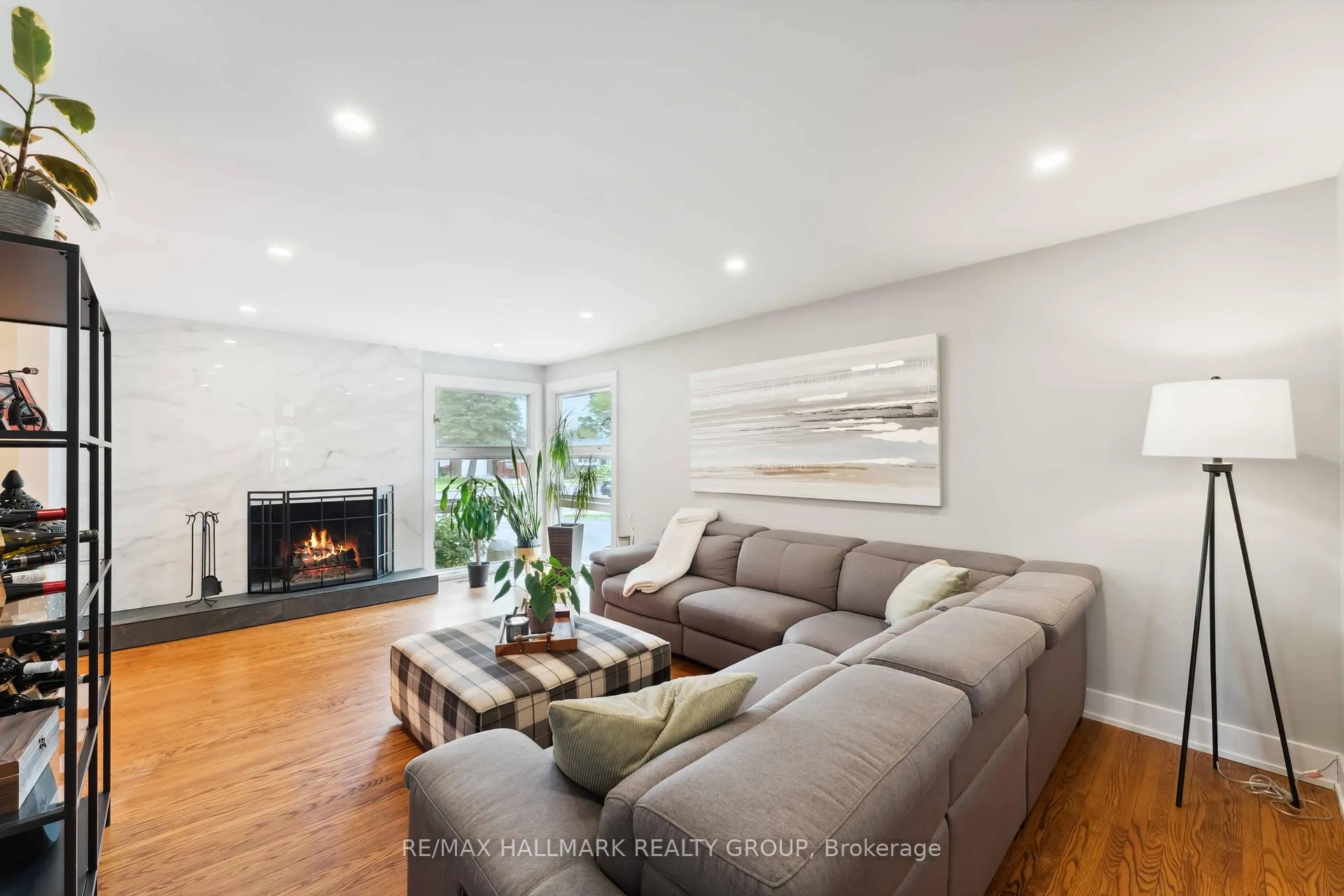 Photo 9 of 2425 Ogilvie Road, Ottawa, Beacon Hill North — HOMEH