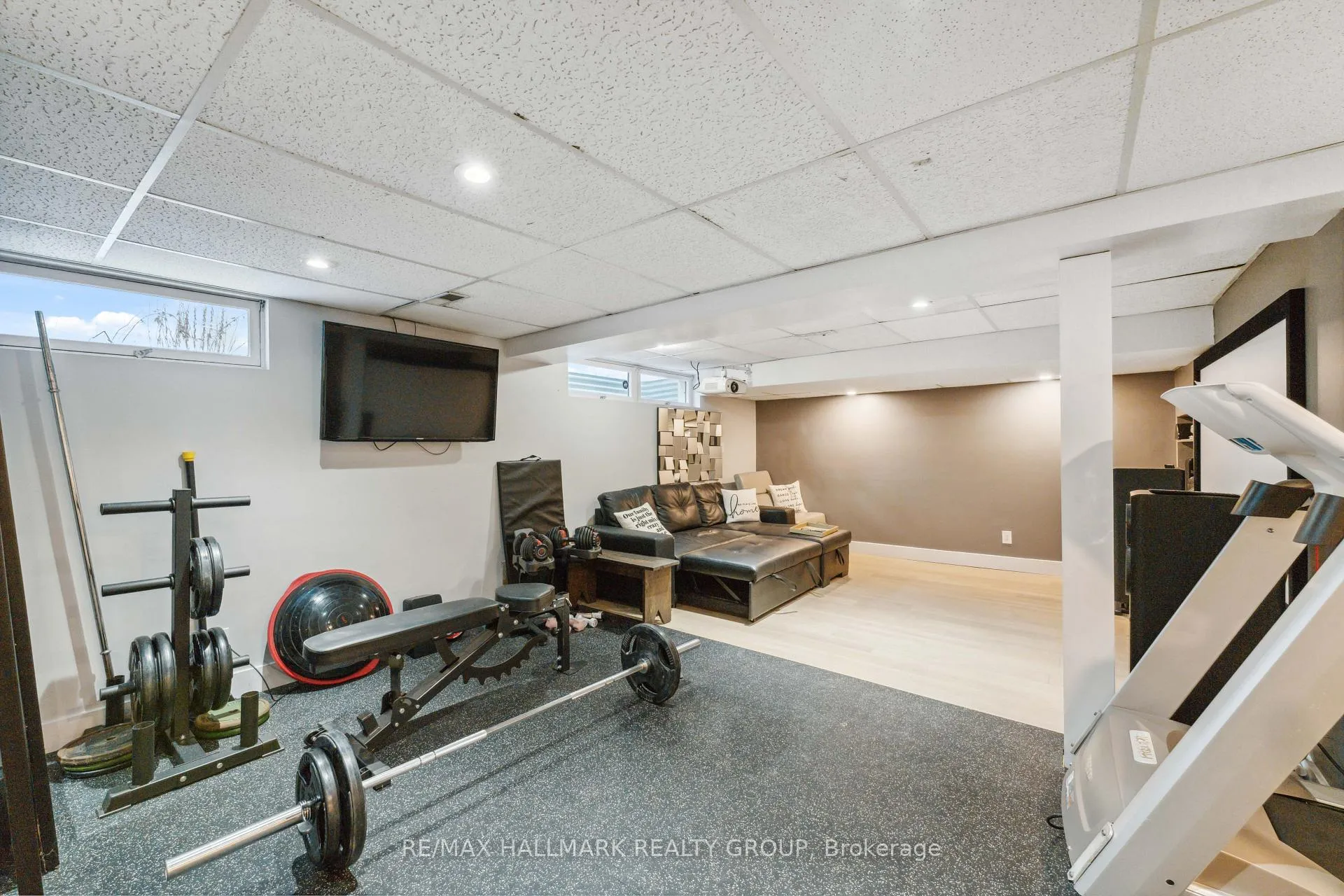 Photo 115 of 2425 Ogilvie Road, Ottawa, Beacon Hill North — HOMEH