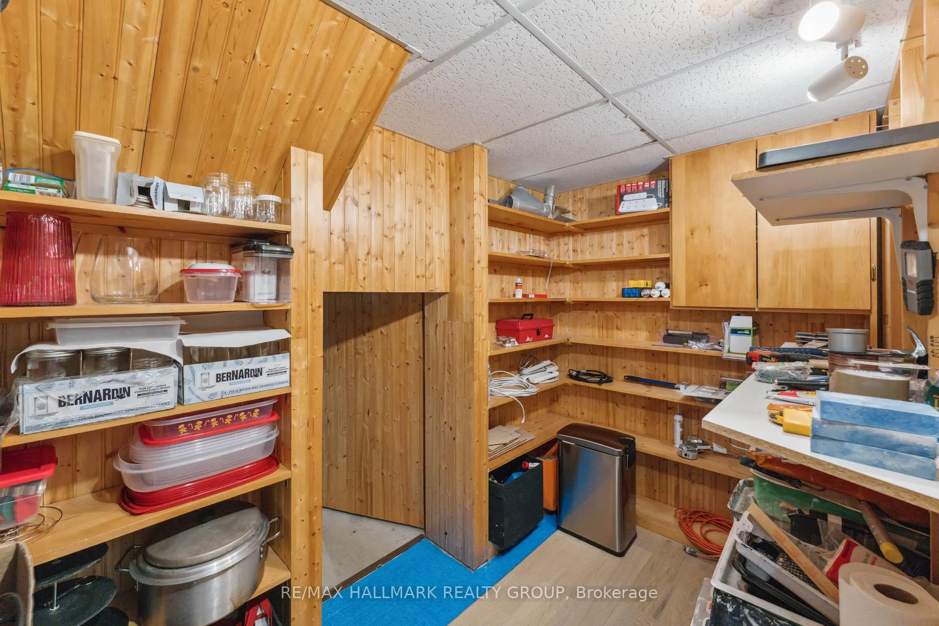 Photo 125 of 2425 Ogilvie Road, Ottawa, Beacon Hill North — HOMEH
