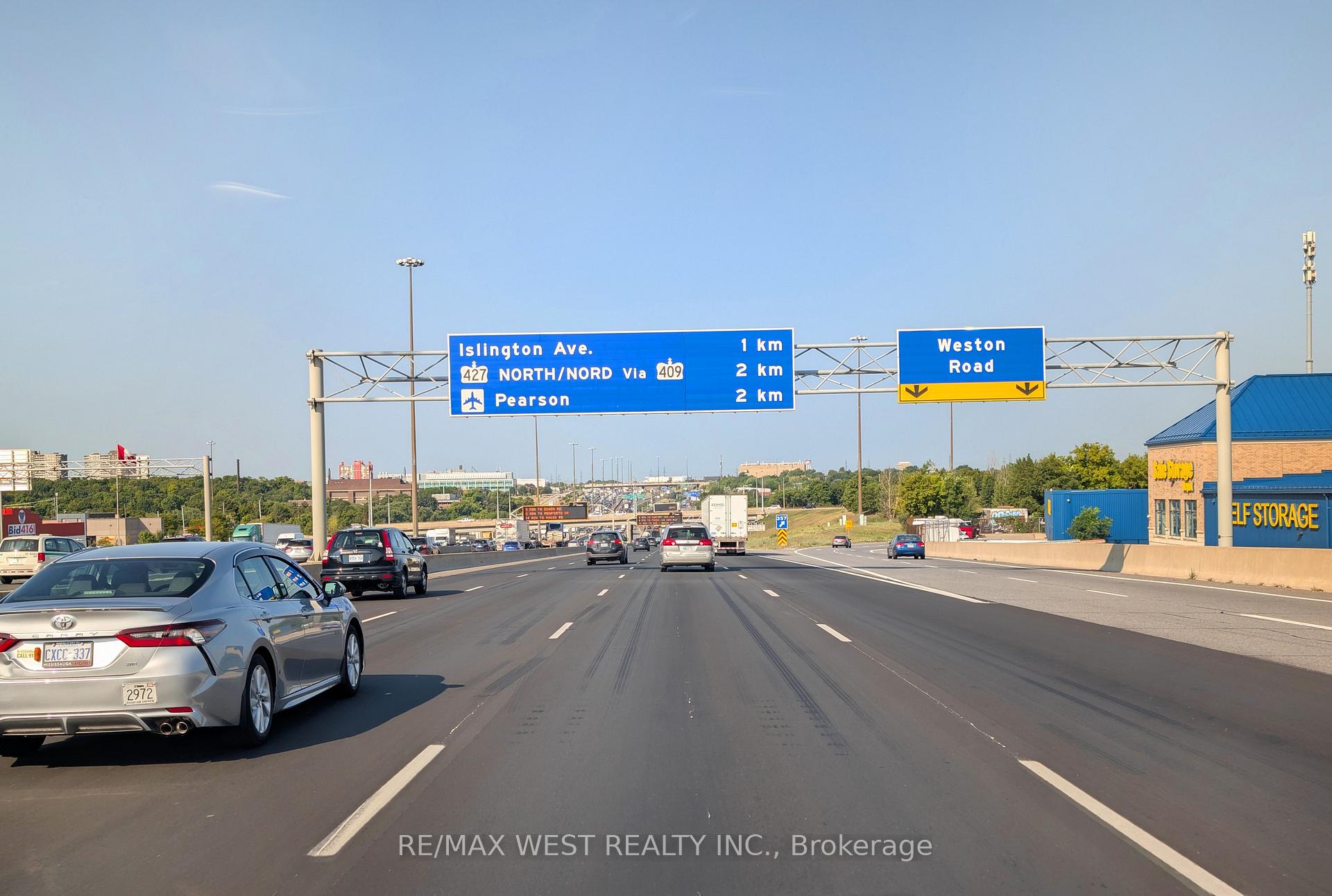 Photo 18 of Unit BSMT, 31 Rowse Crescent, Etobicoke, Kingsview Village-The Westway — HOMEH