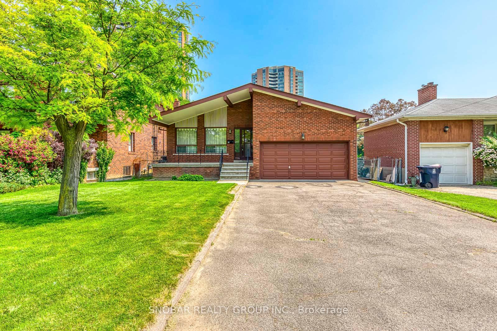 Photo 1 of 9A Kingsview Boulevard, Etobicoke, Kingsview Village-The Westway — HOMEH