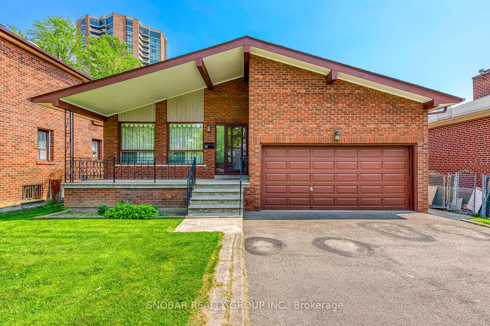 Photo 13 of 9A Kingsview Boulevard, Etobicoke, Kingsview Village-The Westway — HOMEH