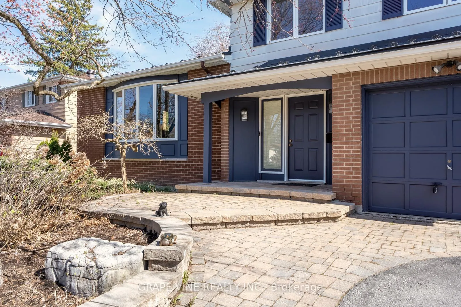 Photo 12 of 105 Westpark Drive, Ottawa, Blackburn Hamlet — HOMEH