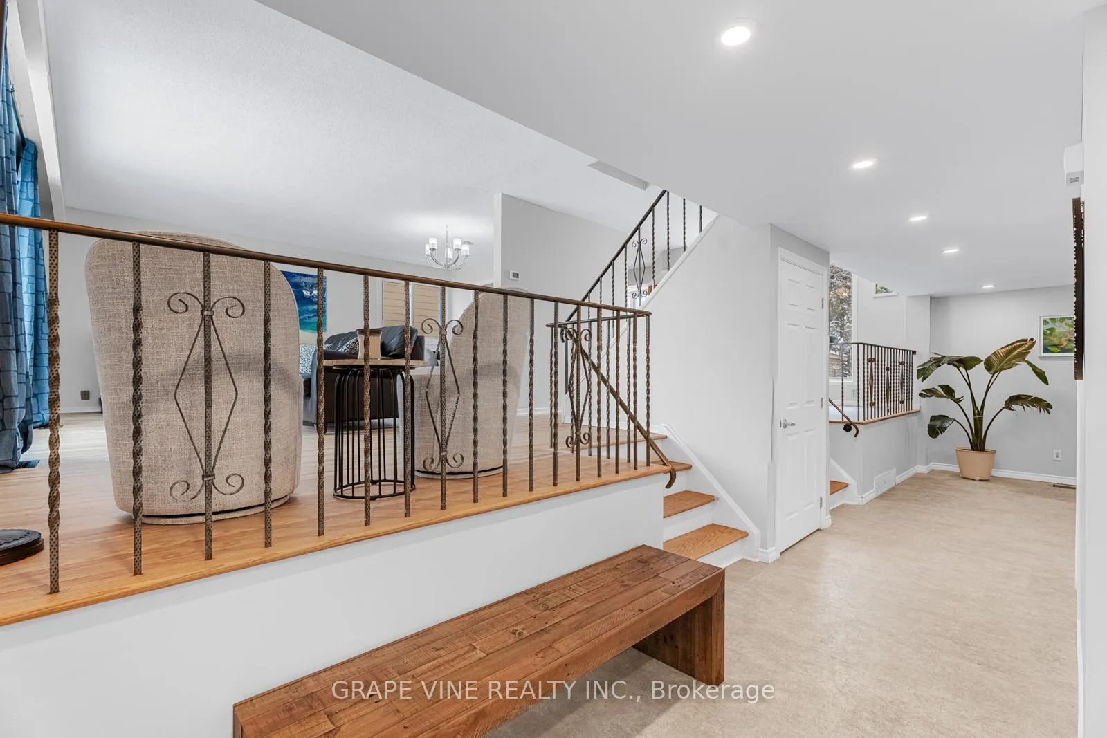 Photo 24 of 105 Westpark Drive, Ottawa, Blackburn Hamlet — HOMEH
