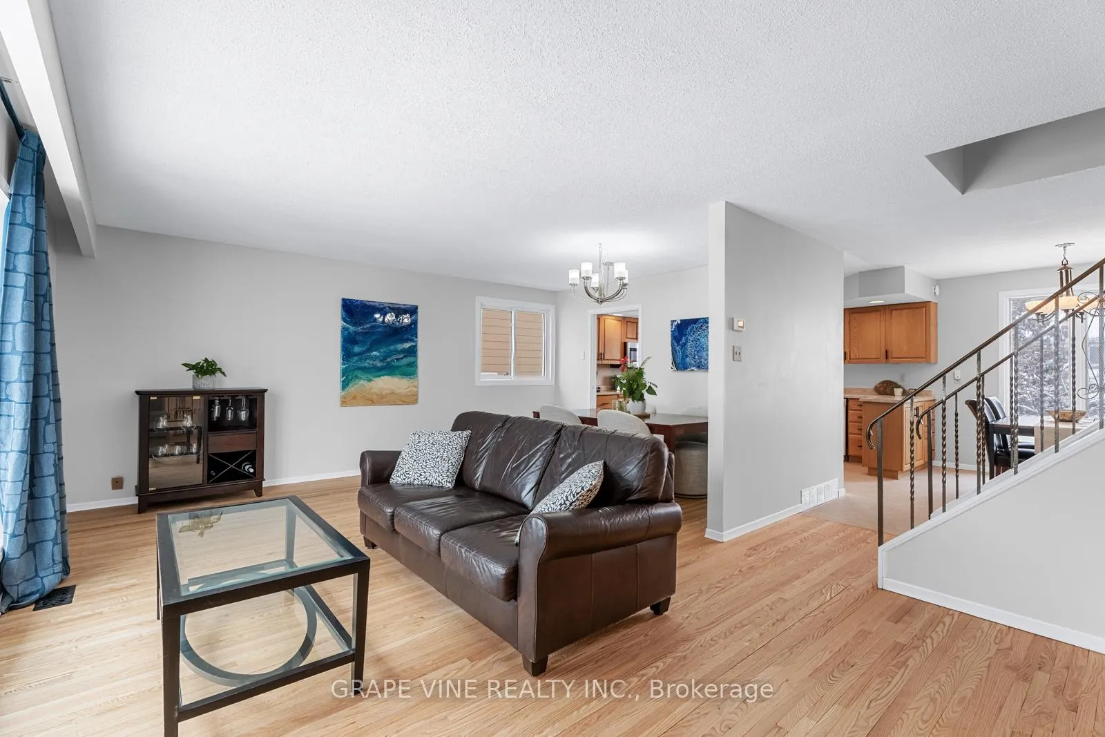 Photo 35 of 105 Westpark Drive, Ottawa, Blackburn Hamlet — HOMEH