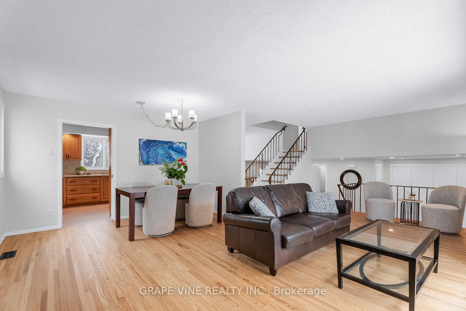 Photo 41 of 105 Westpark Drive, Ottawa, Blackburn Hamlet — HOMEH