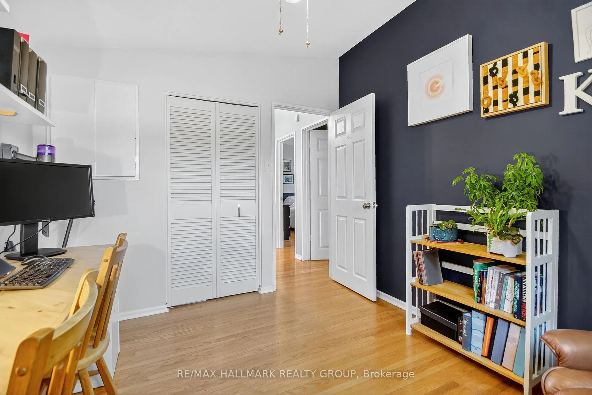 Photo 58 of 2074 Featherston Drive, Ottawa, Guildwood Estates - Urbandale Acres — HOMEH