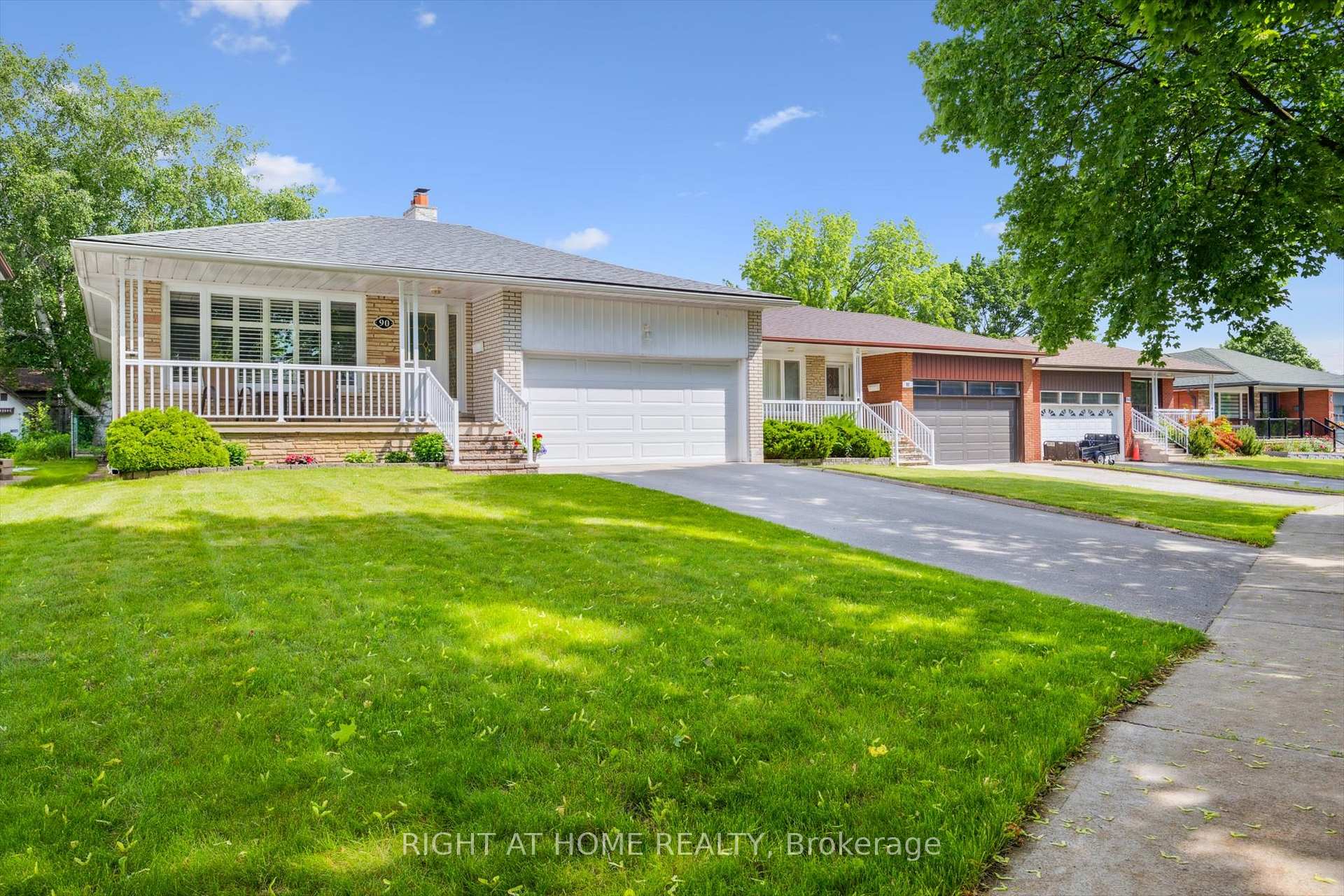 Photo 14 of 90 Clement Road, Etobicoke, Willowridge-Martingrove-Richview — HOMEH