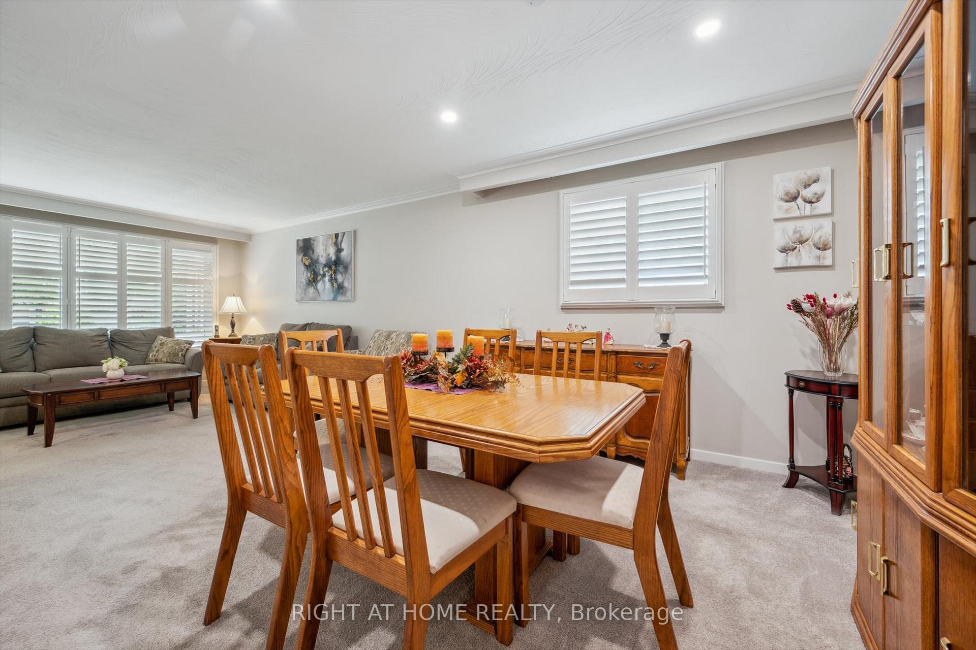 Photo 5 of 90 Clement Road, Etobicoke, Willowridge-Martingrove-Richview — HOMEH