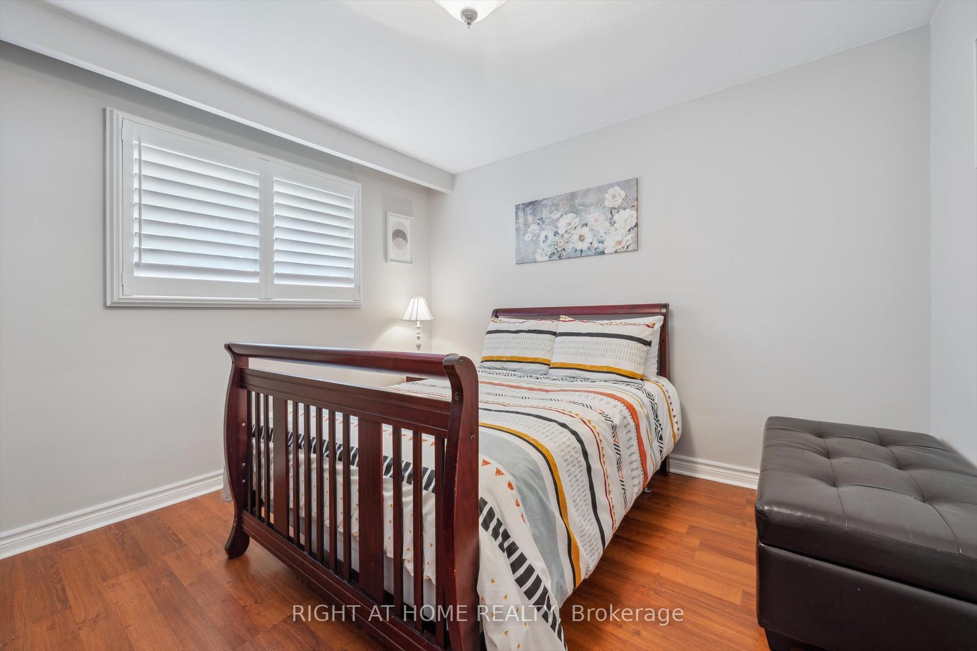 Photo 9 of 90 Clement Road, Etobicoke, Willowridge-Martingrove-Richview — HOMEH