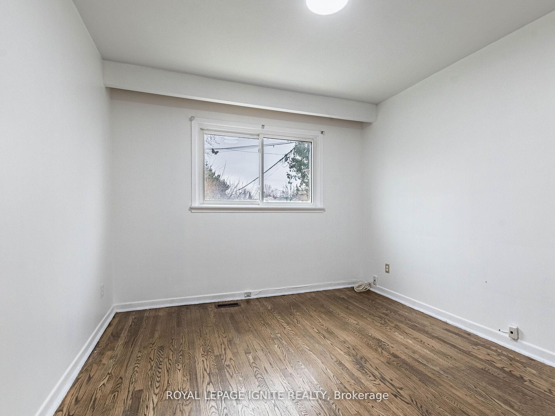 Photo 9 of 115 Northcrest Road, Etobicoke, Kingsview Village-The Westway — HOMEH