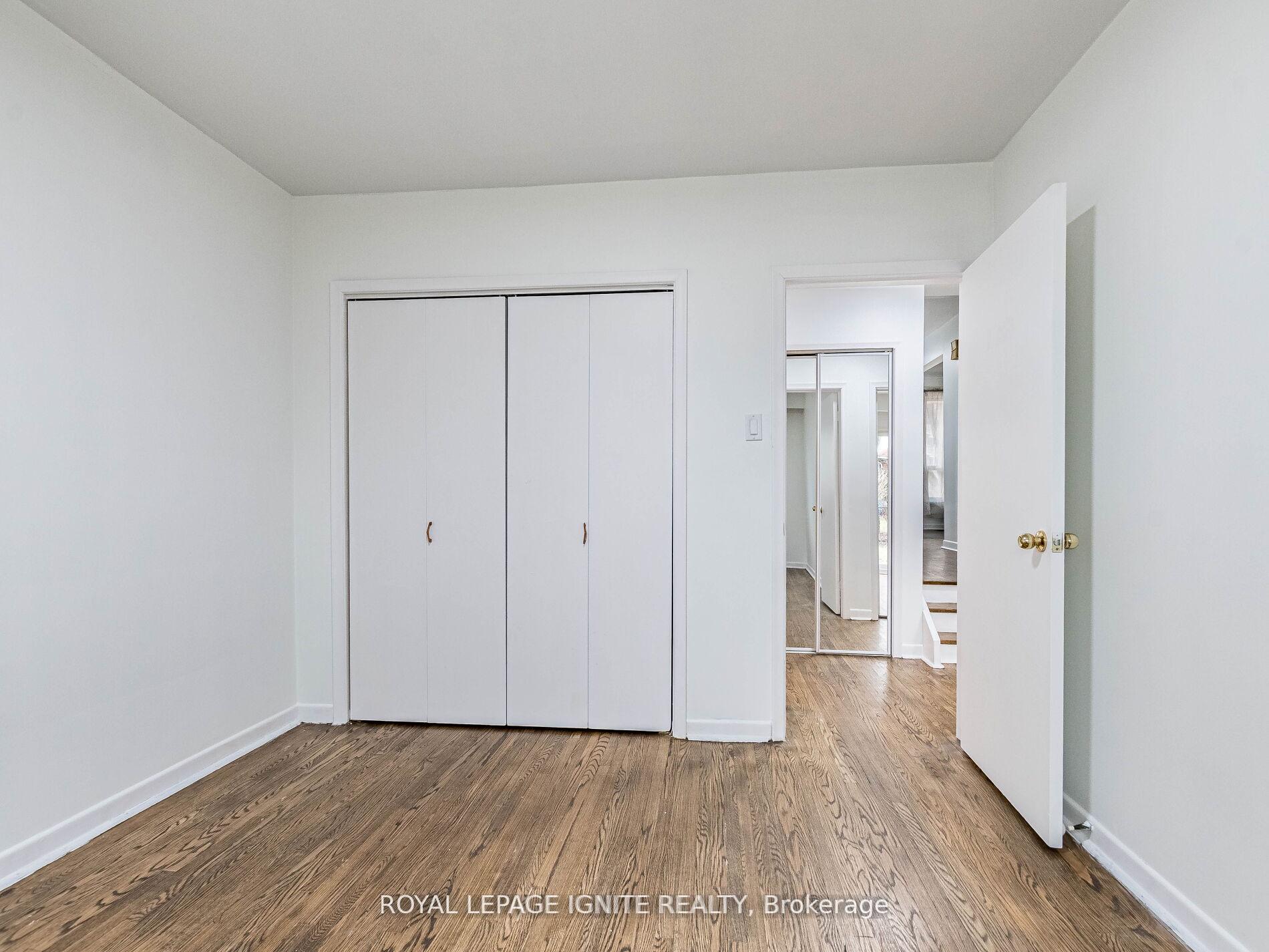 Photo 18 of 115 Northcrest Road, Etobicoke, Kingsview Village-The Westway — HOMEH