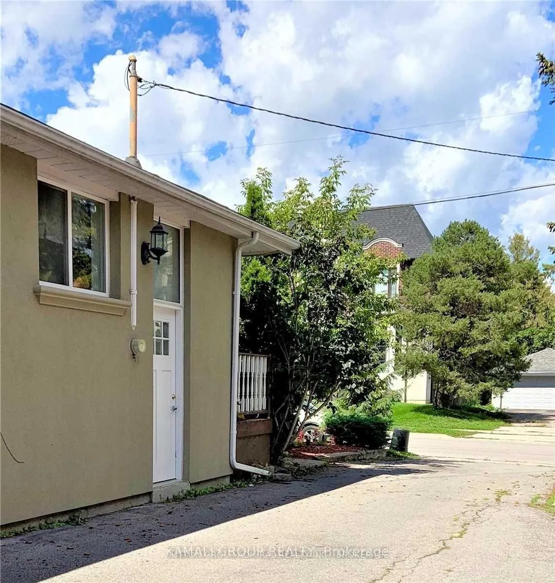 Photo 2 of 47 Child (Basement) Drive, Aurora, Aurora Highlands — HOMEH