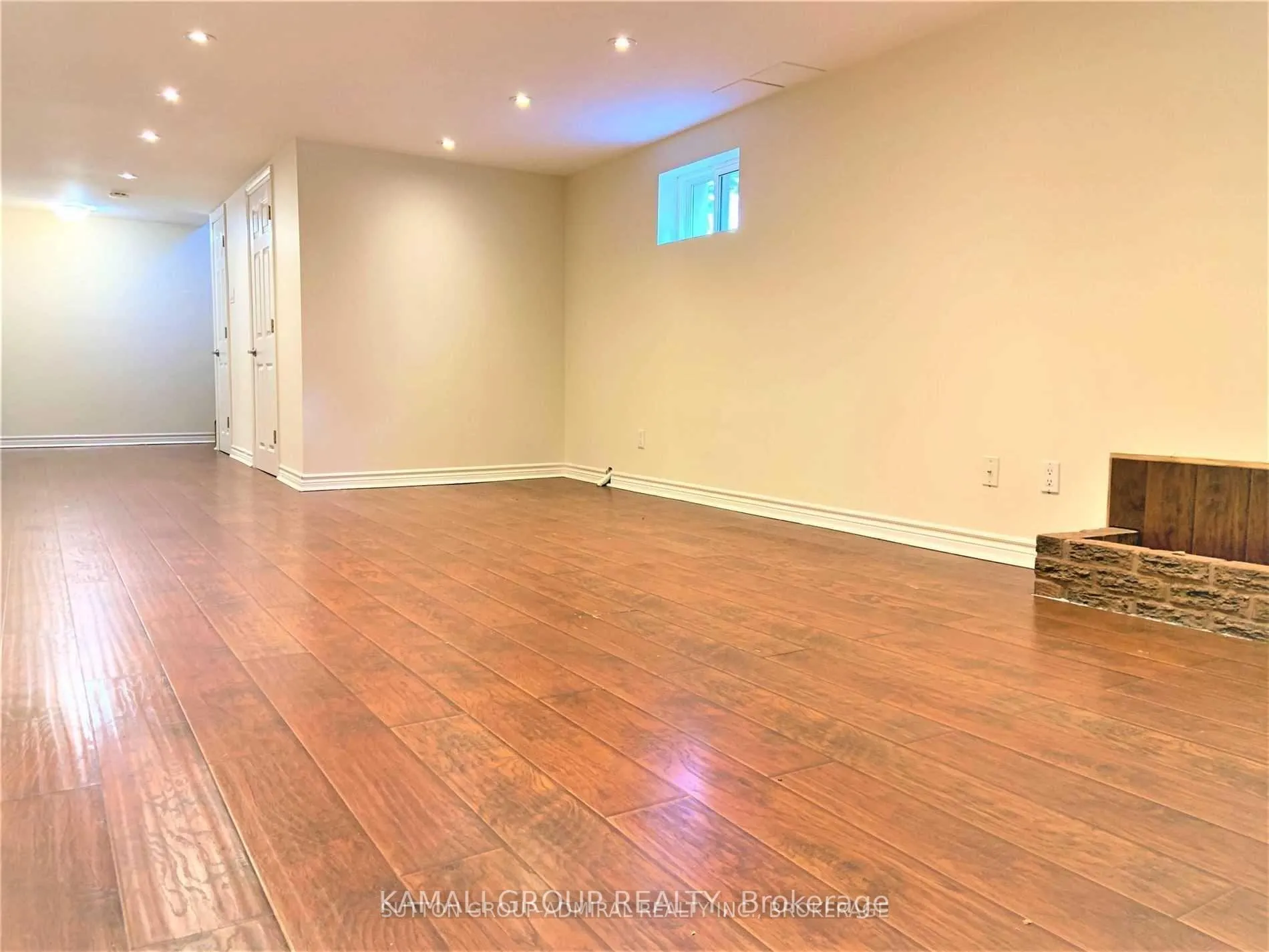 Photo 5 of 47 Child (Basement) Drive, Aurora, Aurora Highlands — HOMEH