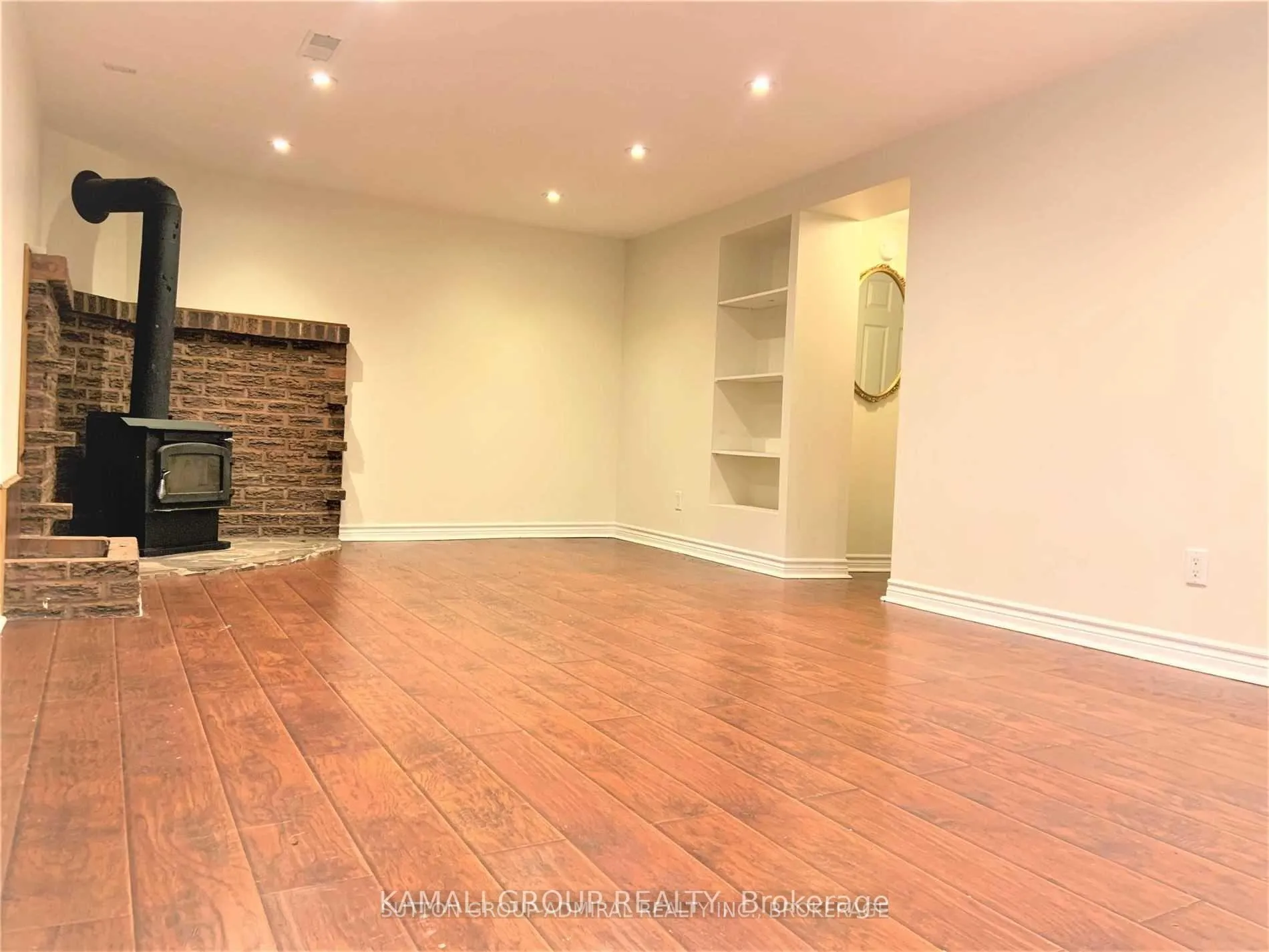 Photo 6 of 47 Child (Basement) Drive, Aurora, Aurora Highlands — HOMEH