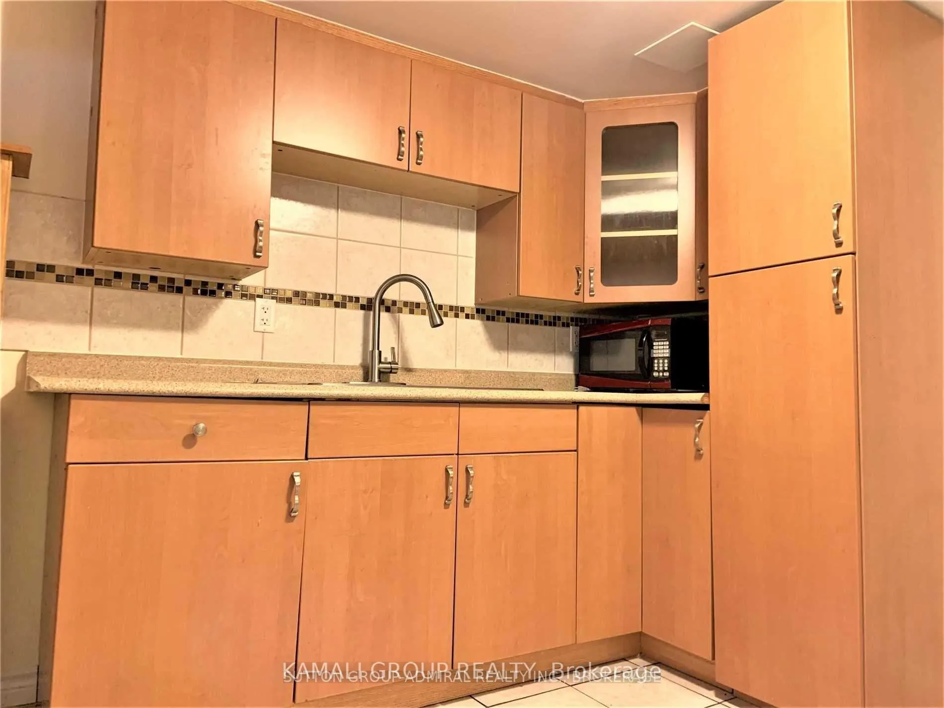 Photo 11 of 47 Child (Basement) Drive, Aurora, Aurora Highlands — HOMEH