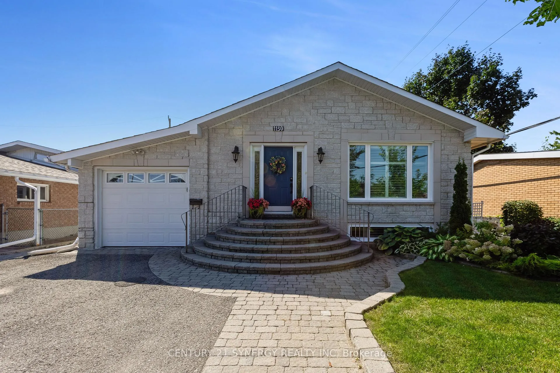 Front of 1150 Dartmouth Avenue