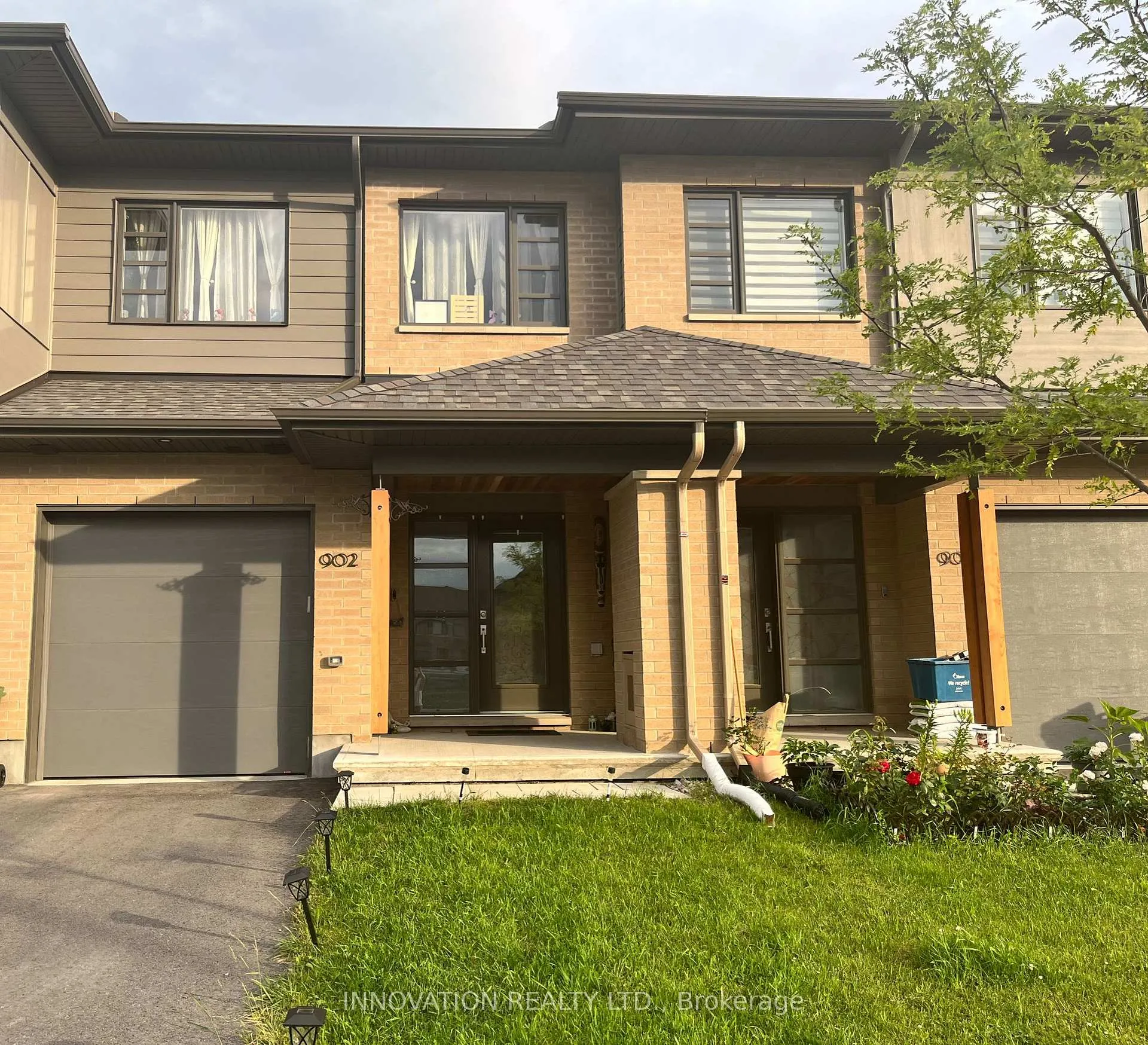 Photo 4 of 902 Chipping Circle, Ottawa, Riverside South/Gloucester Glen — HOMEH