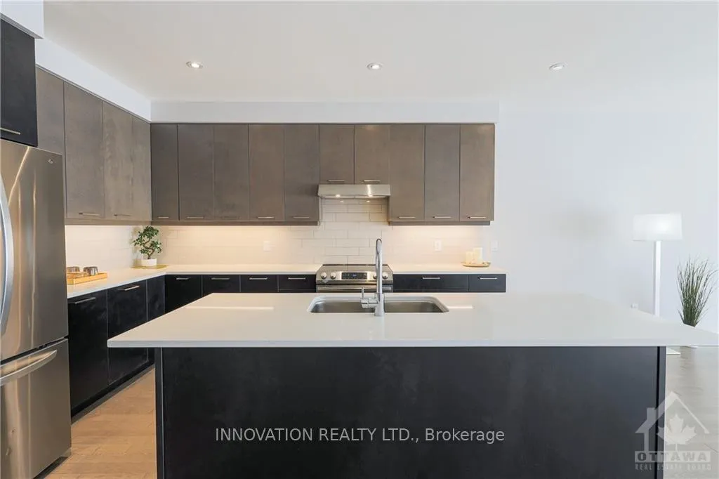 Photo 12 of 902 Chipping Circle, Ottawa, Riverside South/Gloucester Glen — HOMEH