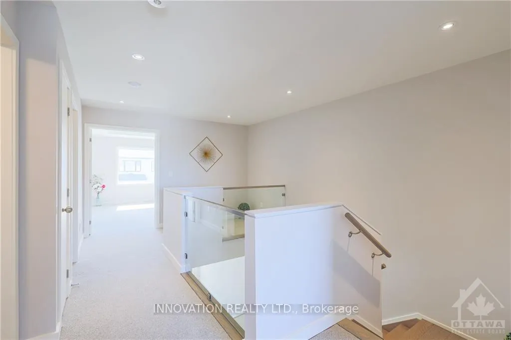Photo 18 of 902 Chipping Circle, Ottawa, Riverside South/Gloucester Glen — HOMEH
