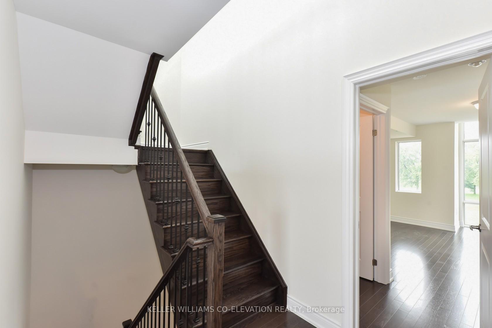 Photo 20 of 95 Pony Farm Drive, Etobicoke, Willowridge-Martingrove-Richview — HOMEH