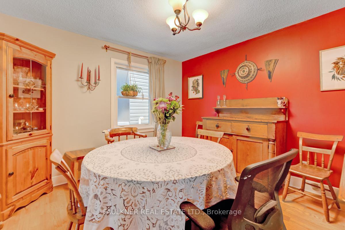 Photo 8 of 30 Grange Avenue W, Ottawa, Ottawa West — HOMEH