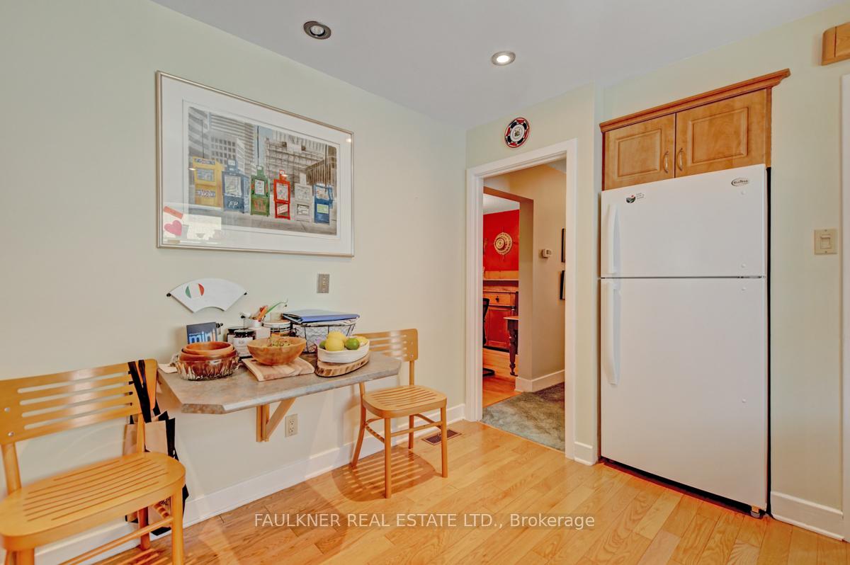 Photo 13 of 30 Grange Avenue W, Ottawa, Ottawa West — HOMEH