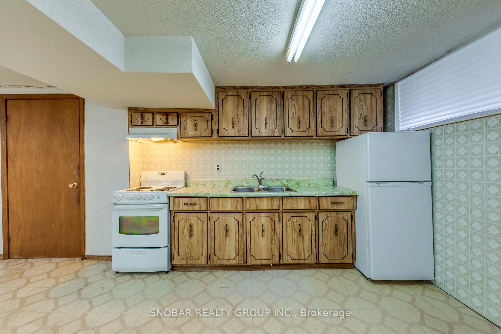 Photo 19 of 45 Willowridge Road, Etobicoke, Willowridge-Martingrove-Richview — HOMEH