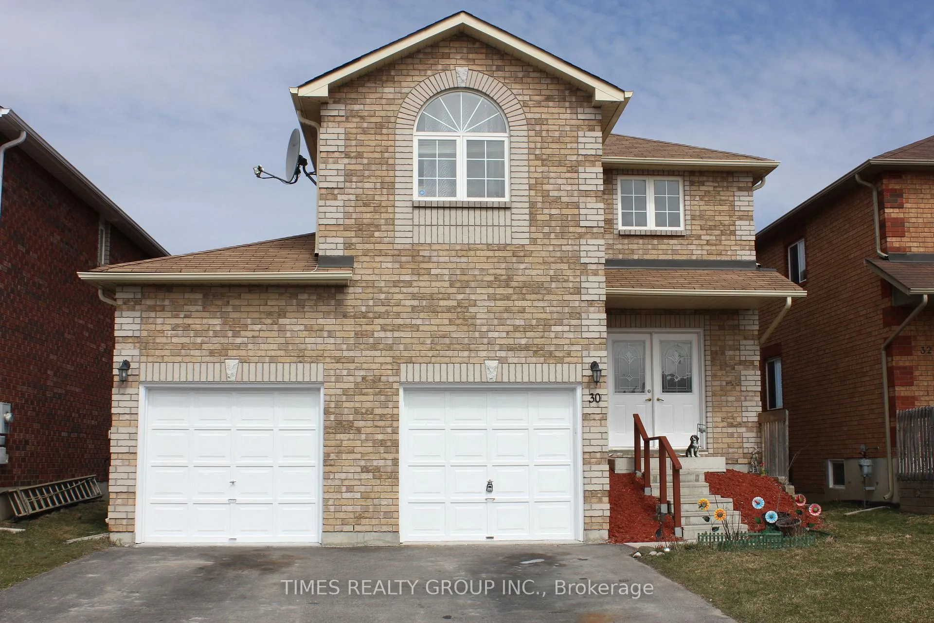 Photo 1 of 30 Claire Drive, Barrie, Painswick South — HOMEH