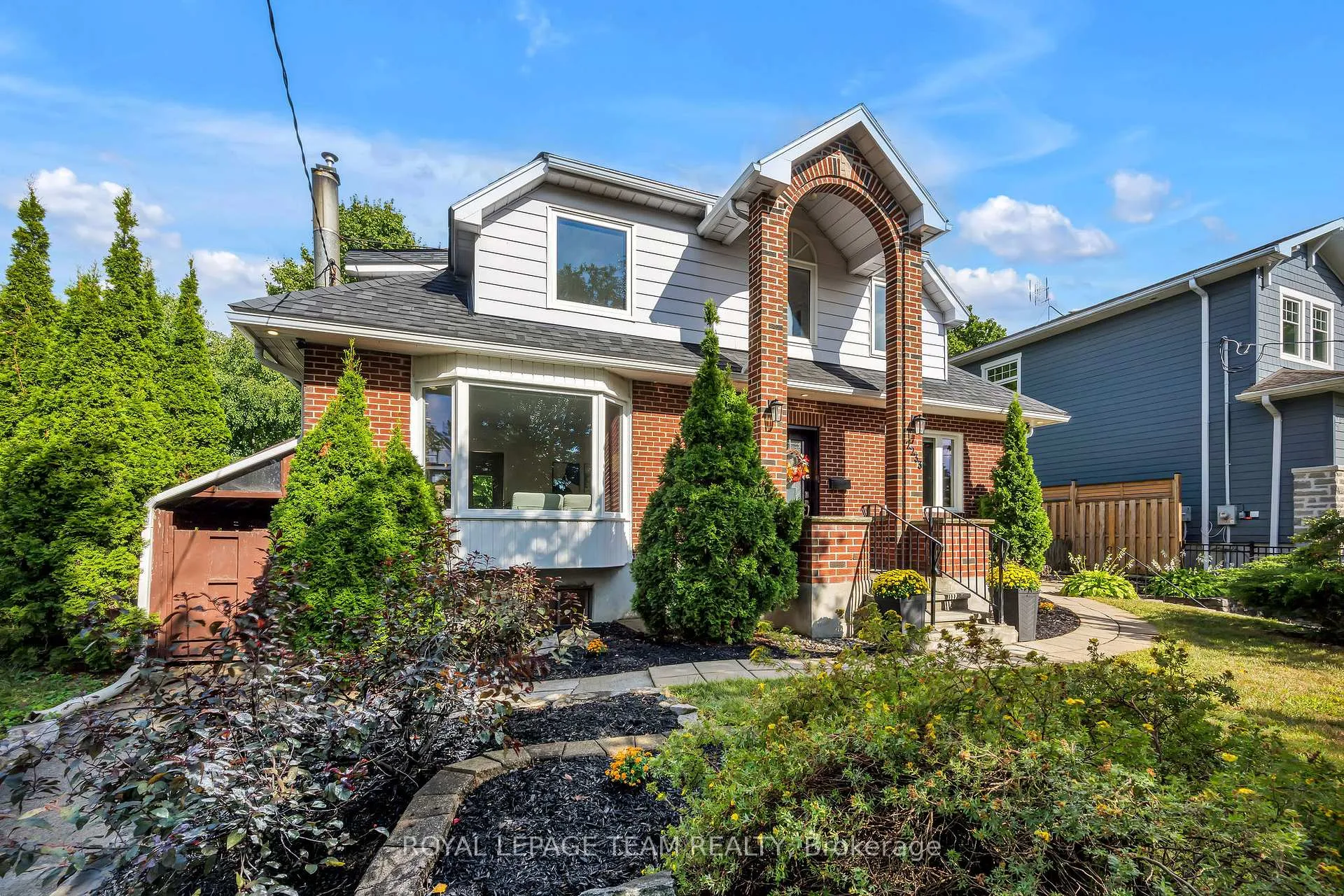 Photo 11 of 2233 Beaver Avenue, Ottawa, Alta Vista — HOMEH