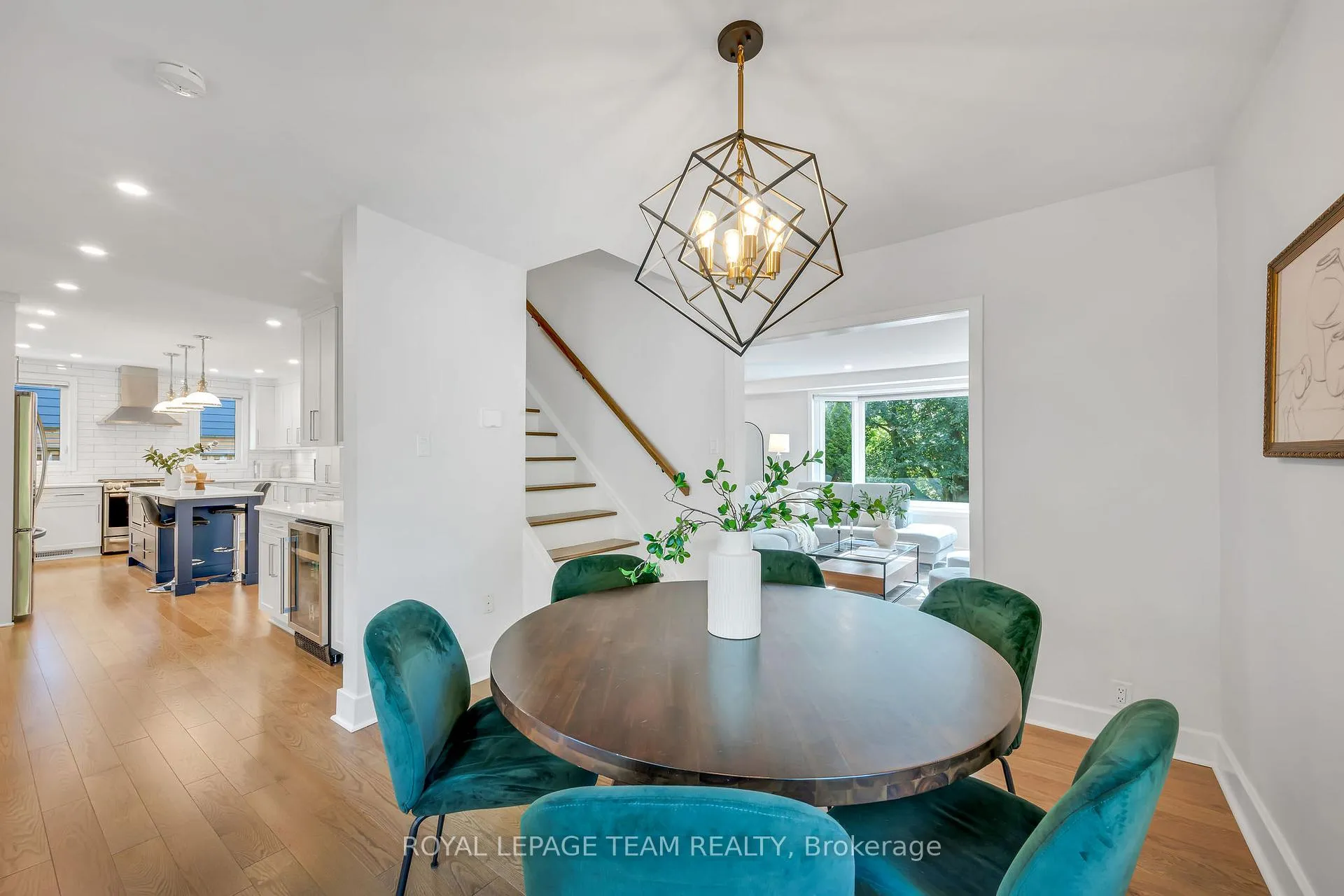 Photo 91 of 2233 Beaver Avenue, Ottawa, Alta Vista — HOMEH