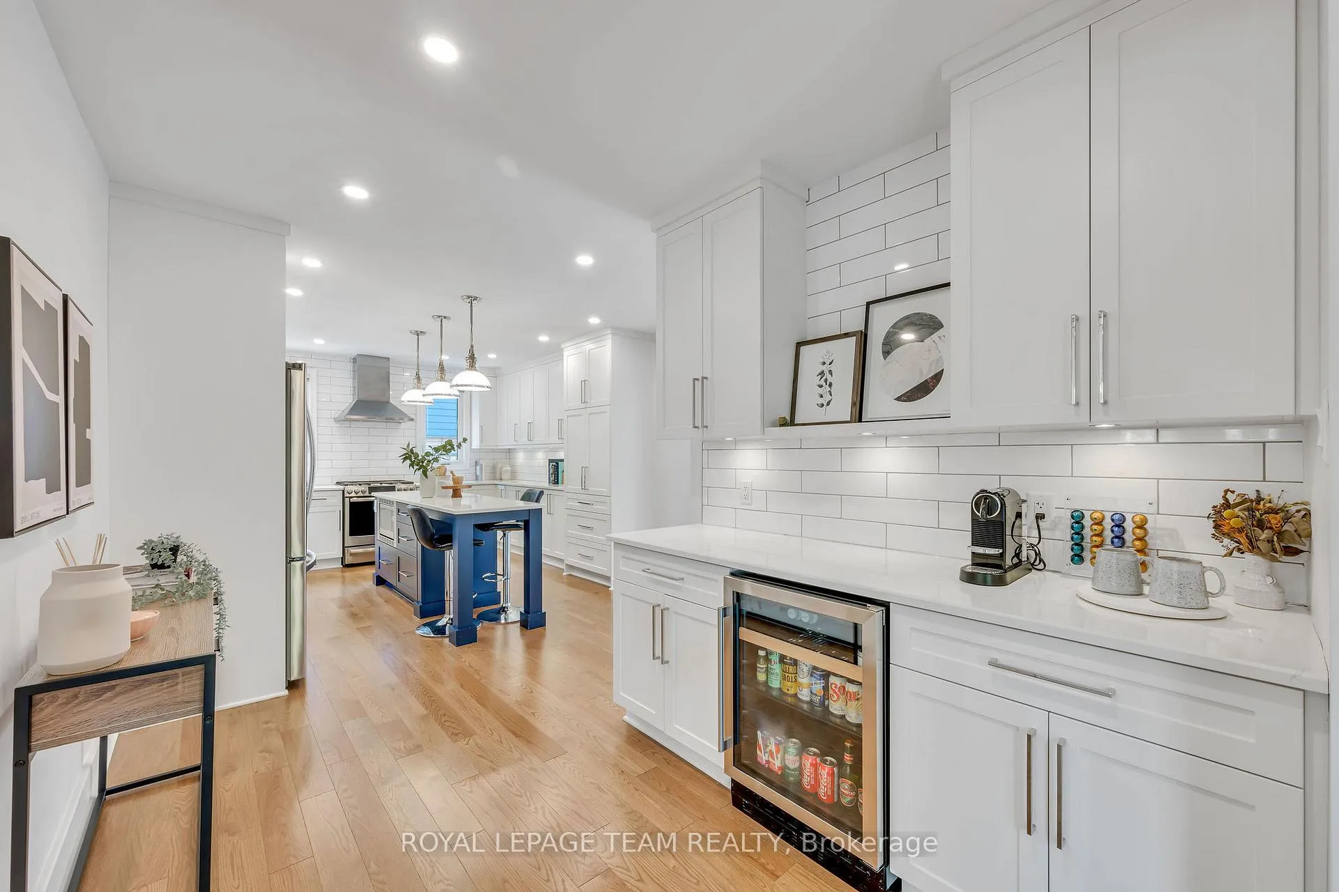 Photo 112 of 2233 Beaver Avenue, Ottawa, Alta Vista — HOMEH