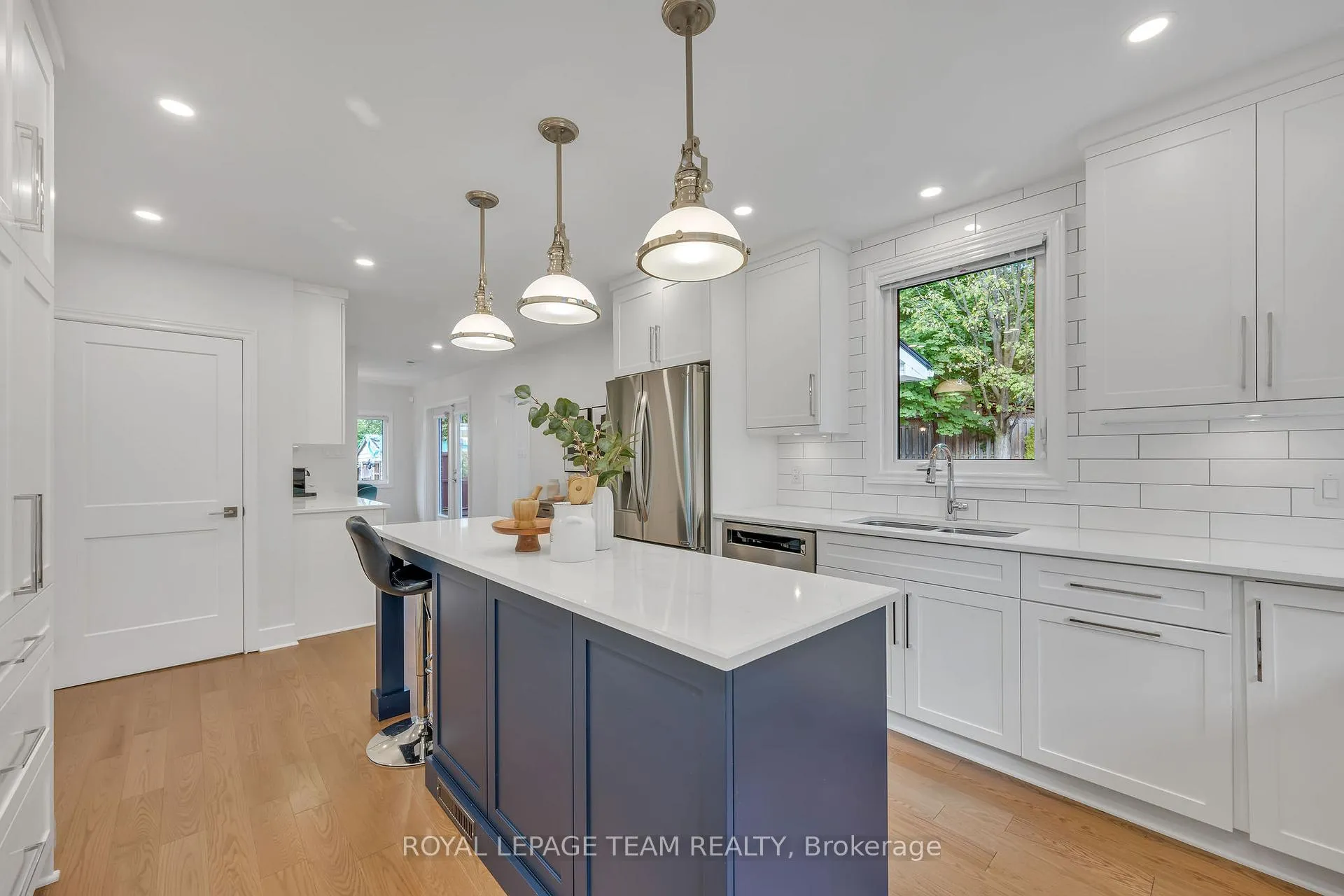 Photo 156 of 2233 Beaver Avenue, Ottawa, Alta Vista — HOMEH