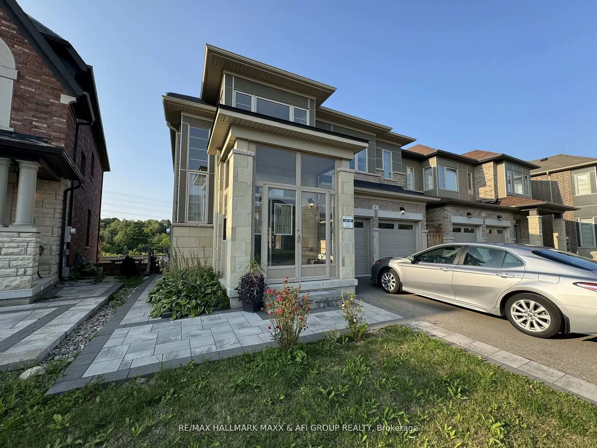 Photo 6 of Unit Lower, 80 Chouinard Way, Aurora, Rural Aurora — HOMEH