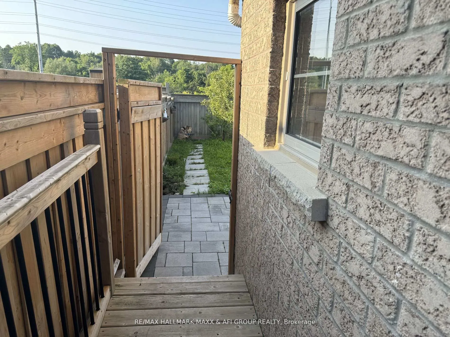 Photo 27 of Unit Lower, 80 Chouinard Way, Aurora, Rural Aurora — HOMEH
