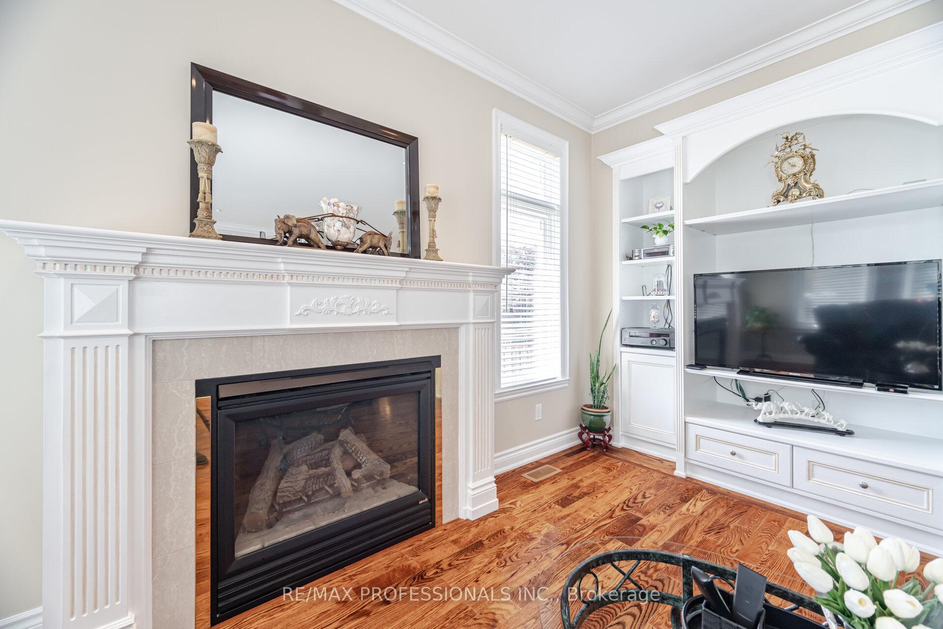 Photo 12 of 87 Lavington Drive, Etobicoke, Willowridge-Martingrove-Richview — HOMEH