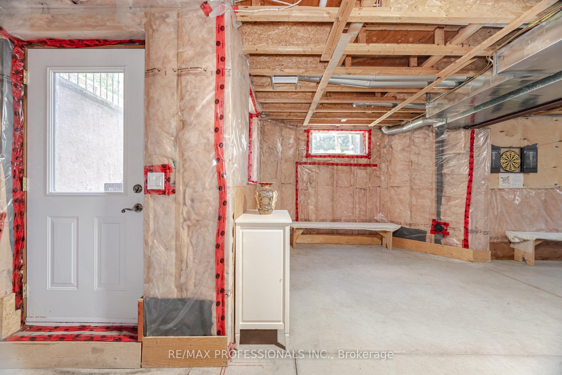 Photo 46 of 87 Lavington Drive, Etobicoke, Willowridge-Martingrove-Richview — HOMEH