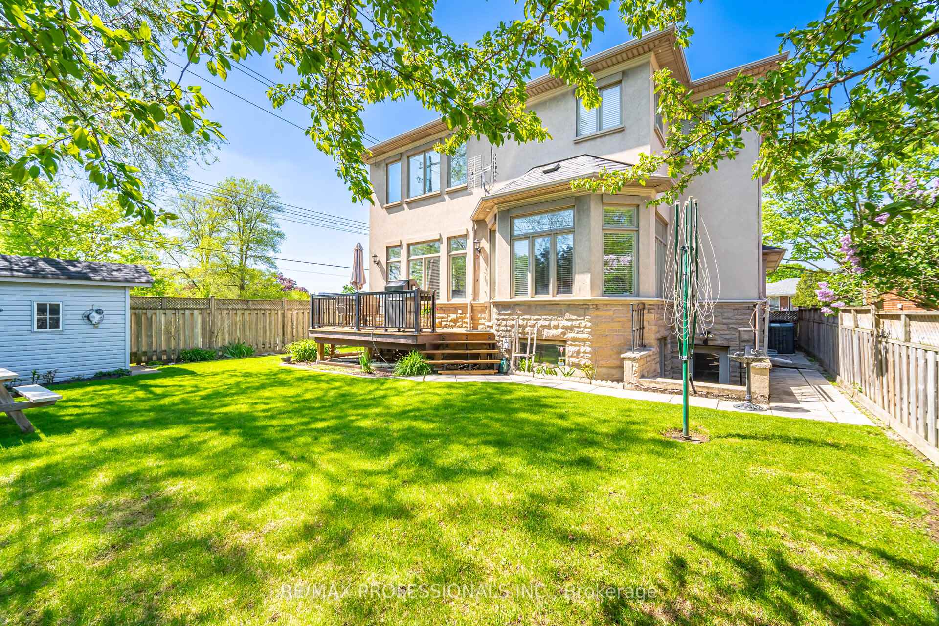 Photo 38 of 87 Lavington Drive, Etobicoke, Willowridge-Martingrove-Richview — HOMEH