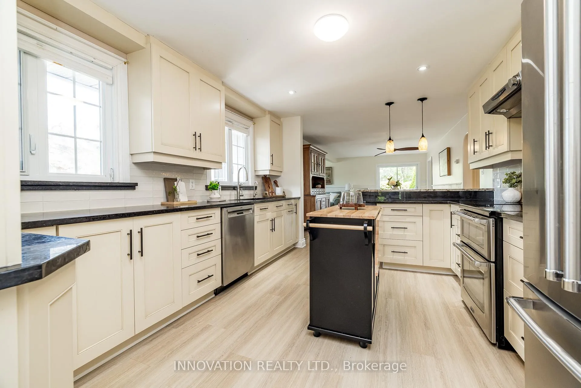 Photo 144 of 33 Arnold Drive, Ottawa, Arbeatha Park — HOMEH