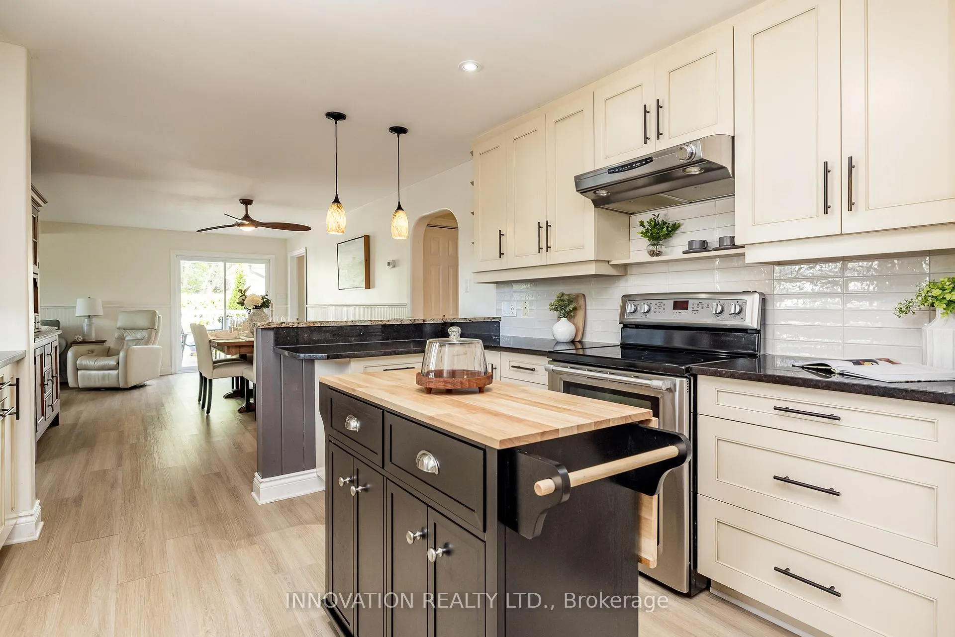 Photo 151 of 33 Arnold Drive, Ottawa, Arbeatha Park — HOMEH