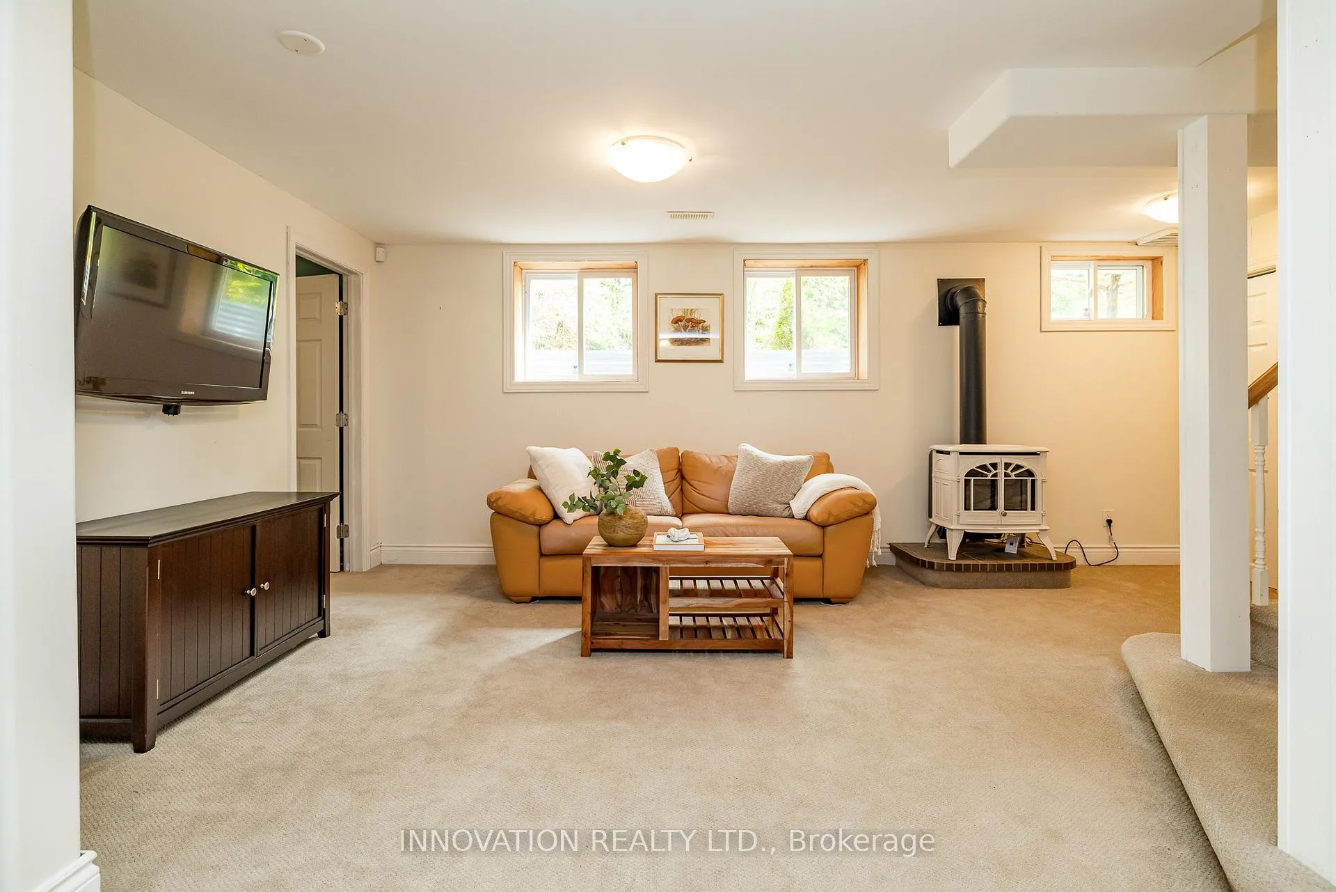 Photo 255 of 33 Arnold Drive, Ottawa, Arbeatha Park — HOMEH