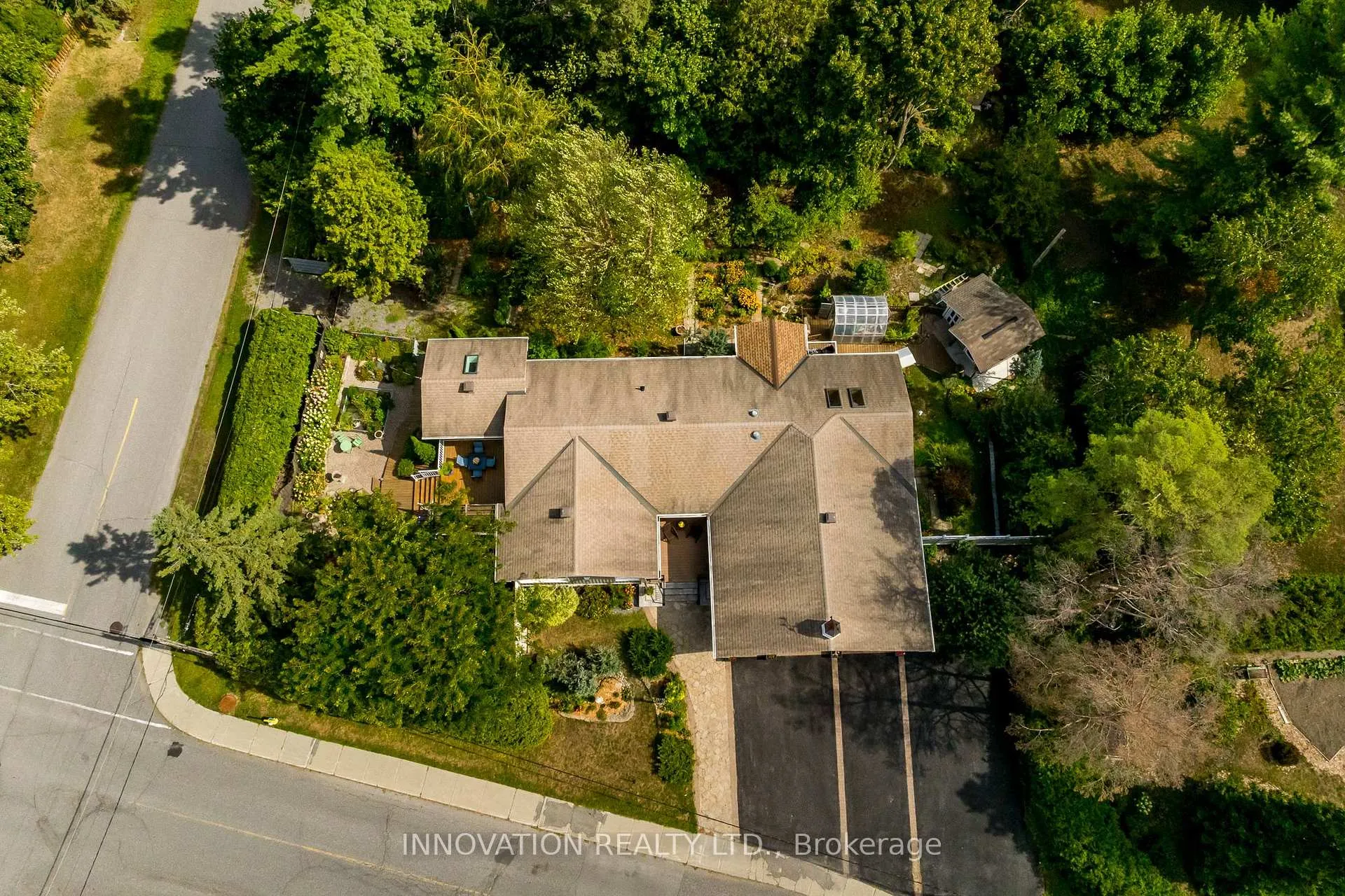 Photo 389 of 33 Arnold Drive, Ottawa, Arbeatha Park — HOMEH