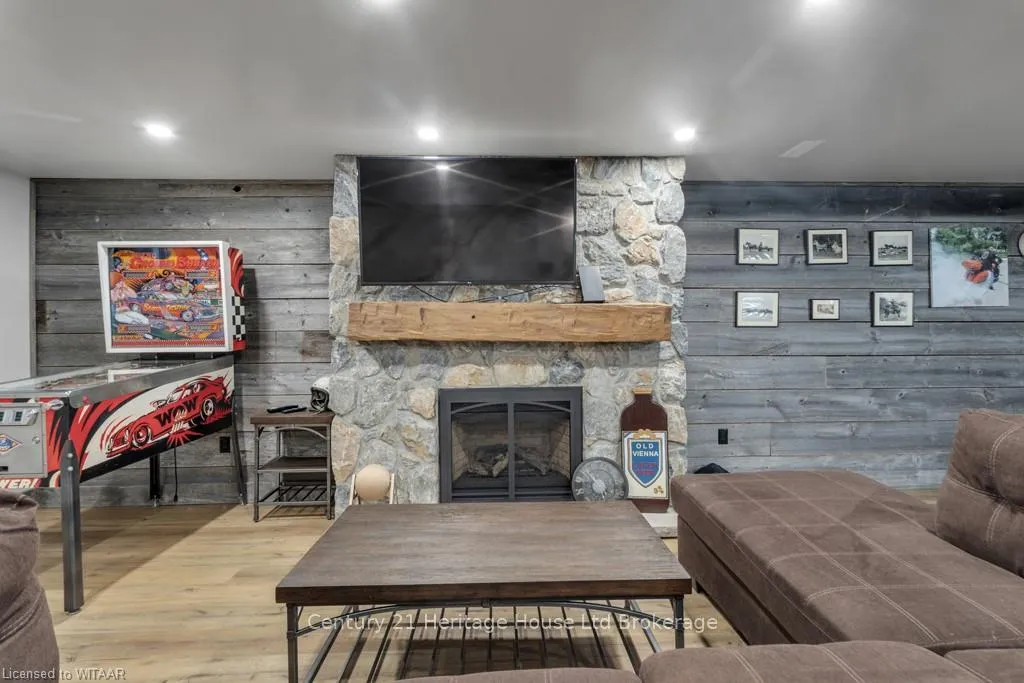 Photo 264 of 58117 Calton Line, Bayham, Rural Bayham — HOMEH